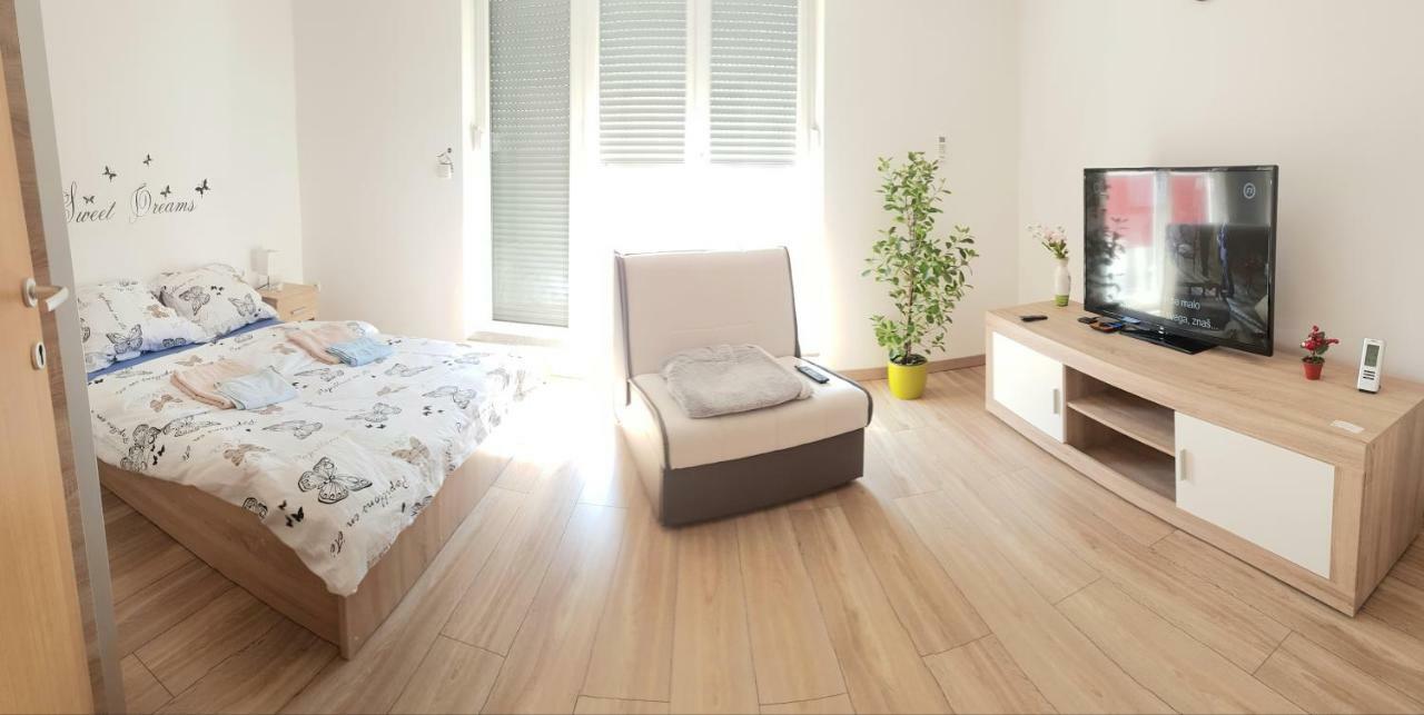 Penthouse Spudic Karlovac Apartment Екстериор снимка